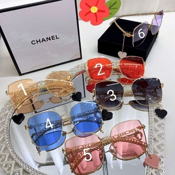 Sunglasses for women    - Picture 1 of 3